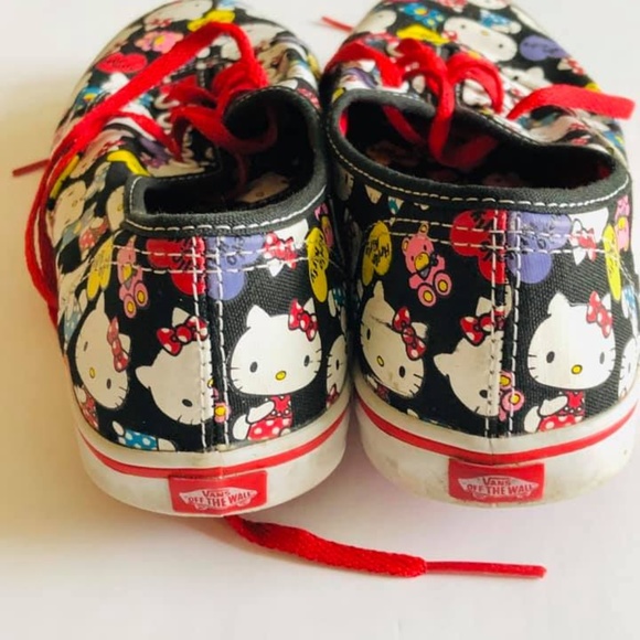 VANS Hello Kitty tennis shoes canvas sneakers 8 - Picture 4 of 6
